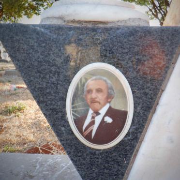 HABIB Mike 1914-1985 &amp; Joyce Reinette -2001