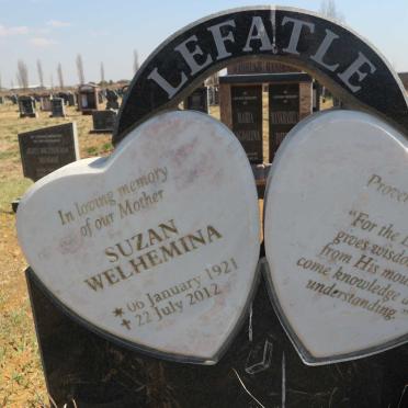 LEFATLE Suzan Welhemina 1921-2012