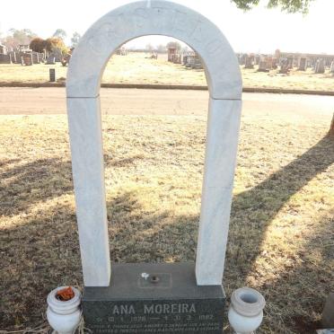 MOREIRA Ana 1928-1982 :: MOREIRA Albino 1956-1974