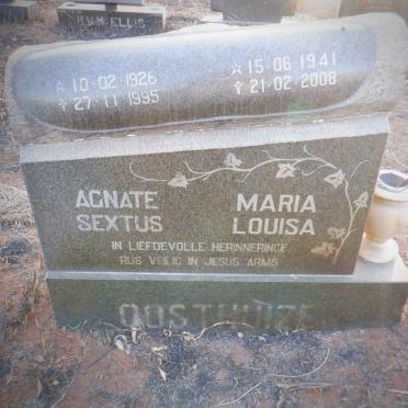 OOSTHUIZEN Agnate Sextus 1926-1995 &amp; Maria Louisa 1941-2008