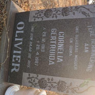 OLIVIER Cornelia Gertruida 1913-1987