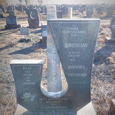 SCHEEPERS Daniel Theodoris 1949- &amp; Dorothy-Ann 1951-1999