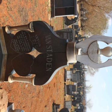 STADEN Anton, van 1967-1992