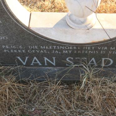 STADEN Jacobus Frederick, van 1915- &amp; Hester Jacomina 1917-1990