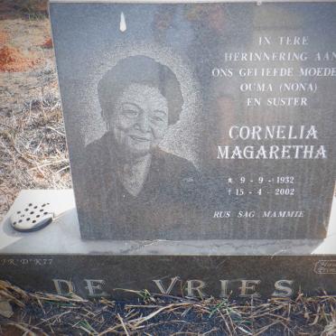 VRIES Cornelia Magaretha, de 1932-2002