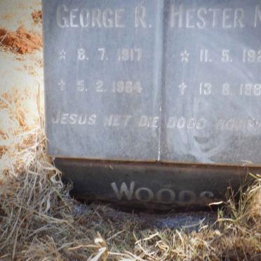 WOODS George R. 1917-1984 &amp; Hester M.P. 1925-1987