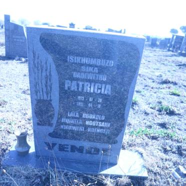 YENDE Patricia 1973-2012