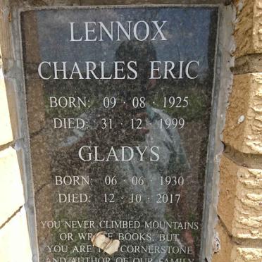 LENNOX Charles Eric 1925-1999 &amp; Gladys 1930-2017 