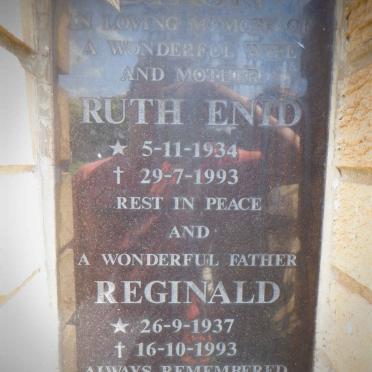 DIXON Reginald 1937-1993 &amp; Ruth Enid 1934-1993 