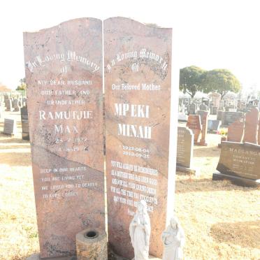 ?  Ramutjie Max 1922-1997 &amp;  Mpeki Minah 1923-2012