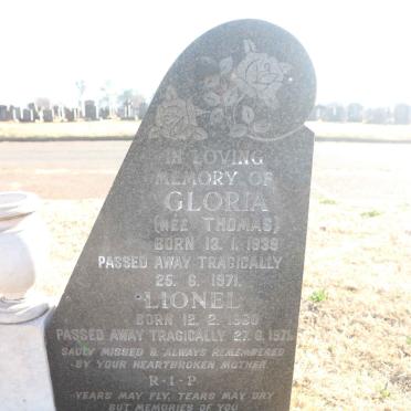 ? Gloria nee THOMAS 1939-1971 :: ? Lionel 1960-1971