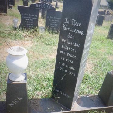 ? Nick 1915-1973 &amp; Alida 1927-2017