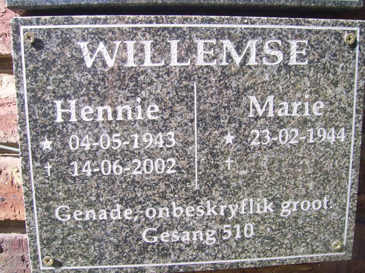 WILLEMSE Hennie 1943-2002 &amp; Marie 1944-