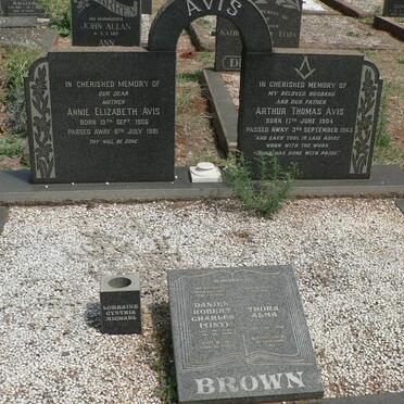 AVIS Arthur Thomas 1904-1965 &amp; Annie Elizabeth 1906-1981 :: BROWN Daniel Robert Charles 1920-1998 &amp; Thora Alma 1926-