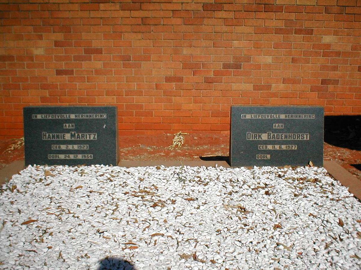 BADENHORST Dirk 1927- ::  MARITZ Hannie 1923-1954