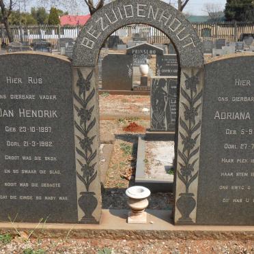 BEZUIDENHOUT Jan Hendrik 1897-1962 &amp; Adriana Josina 1903-1961