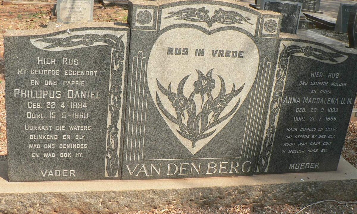 BERG Phillipus Daniel, van den 1894-1960 &amp; Anna Magdalena D.M. 1899-1969