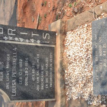 BRITS Louisa Petronella 1882-1964 :: HÖLL Maria Petronella 1913-1994