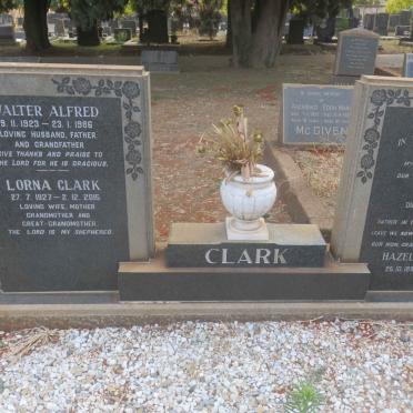 CLARK William -1954 &amp; Hazel SUTTON 1899-1985 :: CLARK Walter Alfred 1923-1986 &amp; Lorna 1927-2015