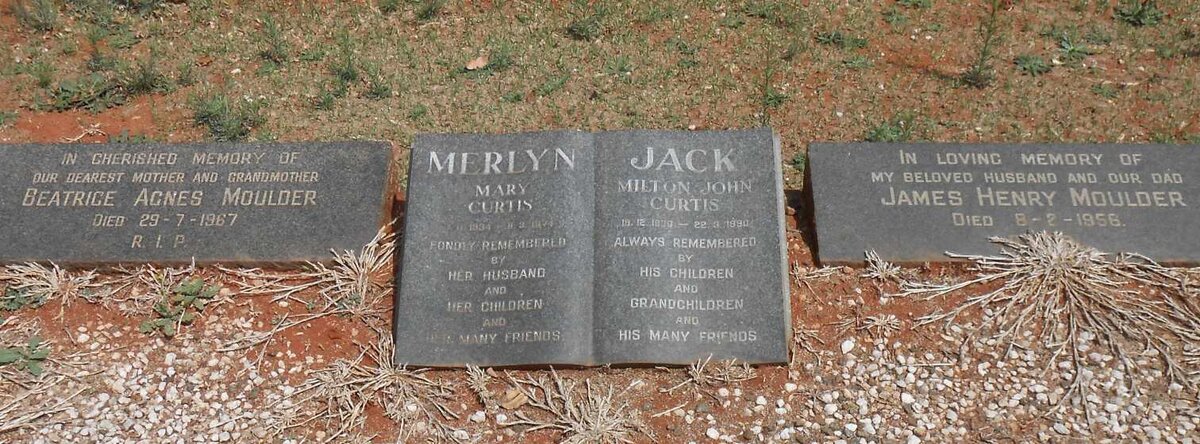 CURTIS Milton John 1930-1990 &amp; Mary 1934-1974 :: MOULDER James Henry -1956 &amp; Beatrice Agnes -1967