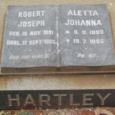 HARTLEY Robert Joseph 1891-1966 &amp; Aletta Johanna 1893-1985