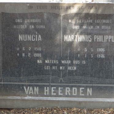 HEERDEN Marthinus Philippus, van 1906-1976 &amp; Nuncia 1910-1980