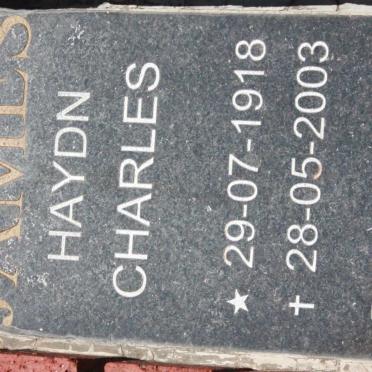 JAMES Haydn Charles 1918-2003