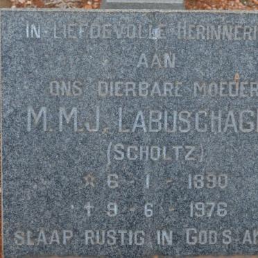 LABUSCHAGNE W.A. 1885-1925 :: LABUSCHAGNE M.M.J. nee SCHOLTZ 1890-1976 :: LABUSCHAGNE Gert Johannes Christoffel 1916-1999