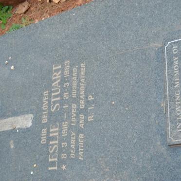 McKENZIE Leslie Stuart 1916-1983 :: ? Nora 1907-1997