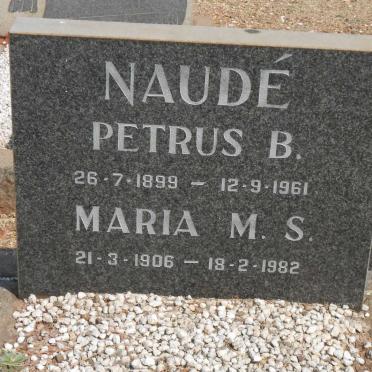 NAUDÉ Petrus B. 1899-1961 &amp; Maria M.S. 1906-1982