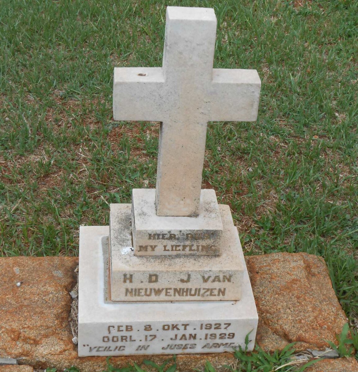 NIEUWENHUIZEN H.D.J., van  1927-1929