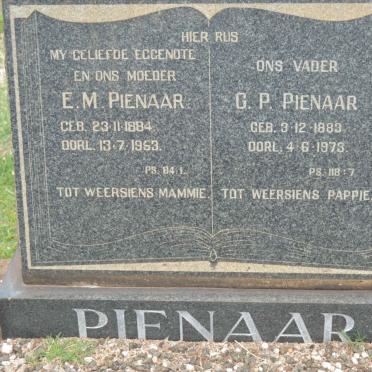 PIENAAR G.P. 1883-1973 &amp; E.M. 1884-1953