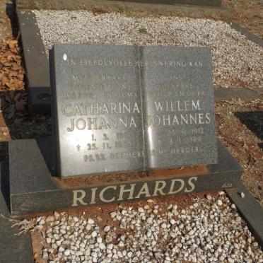 RICHARDS Willem Johannes 1912-1989 &amp; Catharina Johanna 1918-19?4