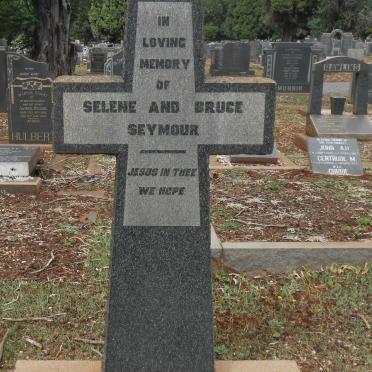 SEYMOUR  Bruce :: SEYMOR Selene