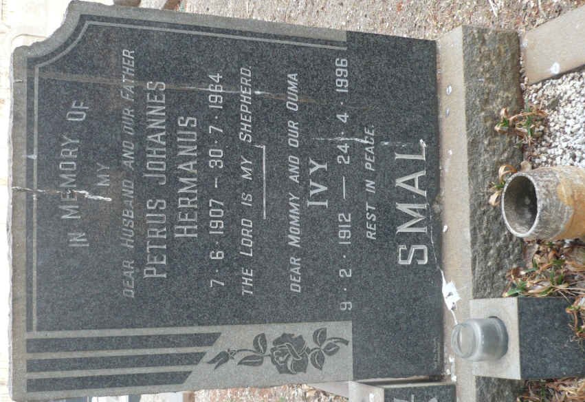 SMAL Petrus Johannes Hermanus 1907-1964 &amp; Ivy 1912-1996