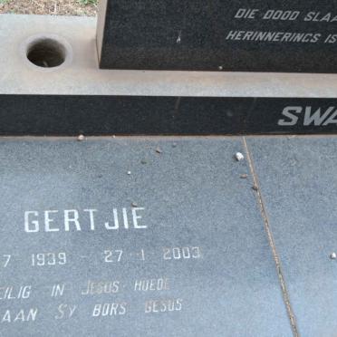 SWANEPOEL Gertjie 1939-2003
