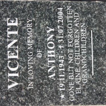 VINCENTE Anthony 1943-2004