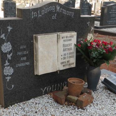 YOUNG Robert Arthur 1907-1965 :: SAMPSON Yvonne Caroline Millicent 1937-2005