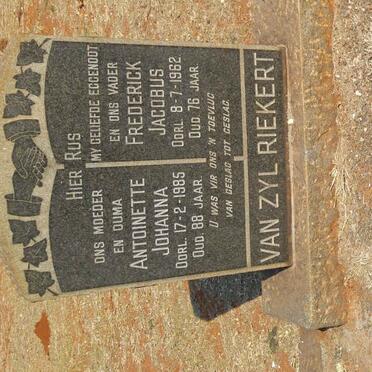 ZYL Antoinette Johanna, van -1985 :: RIEKERT Frederick Jacobus -1962