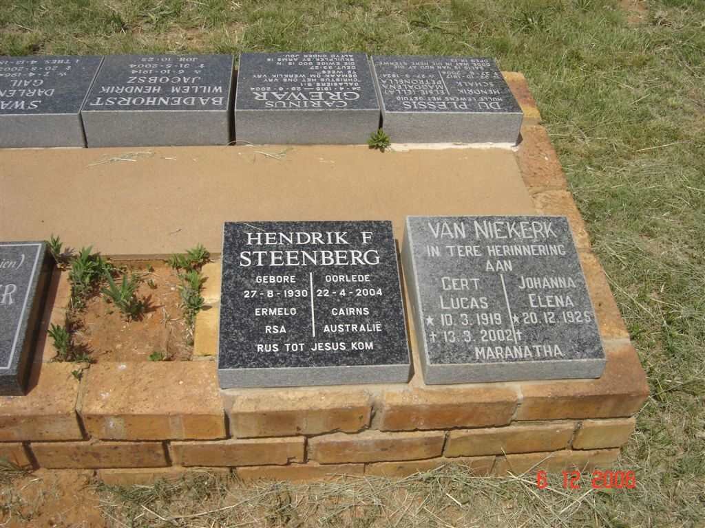 STEENBERG :: VAN NIEKERK