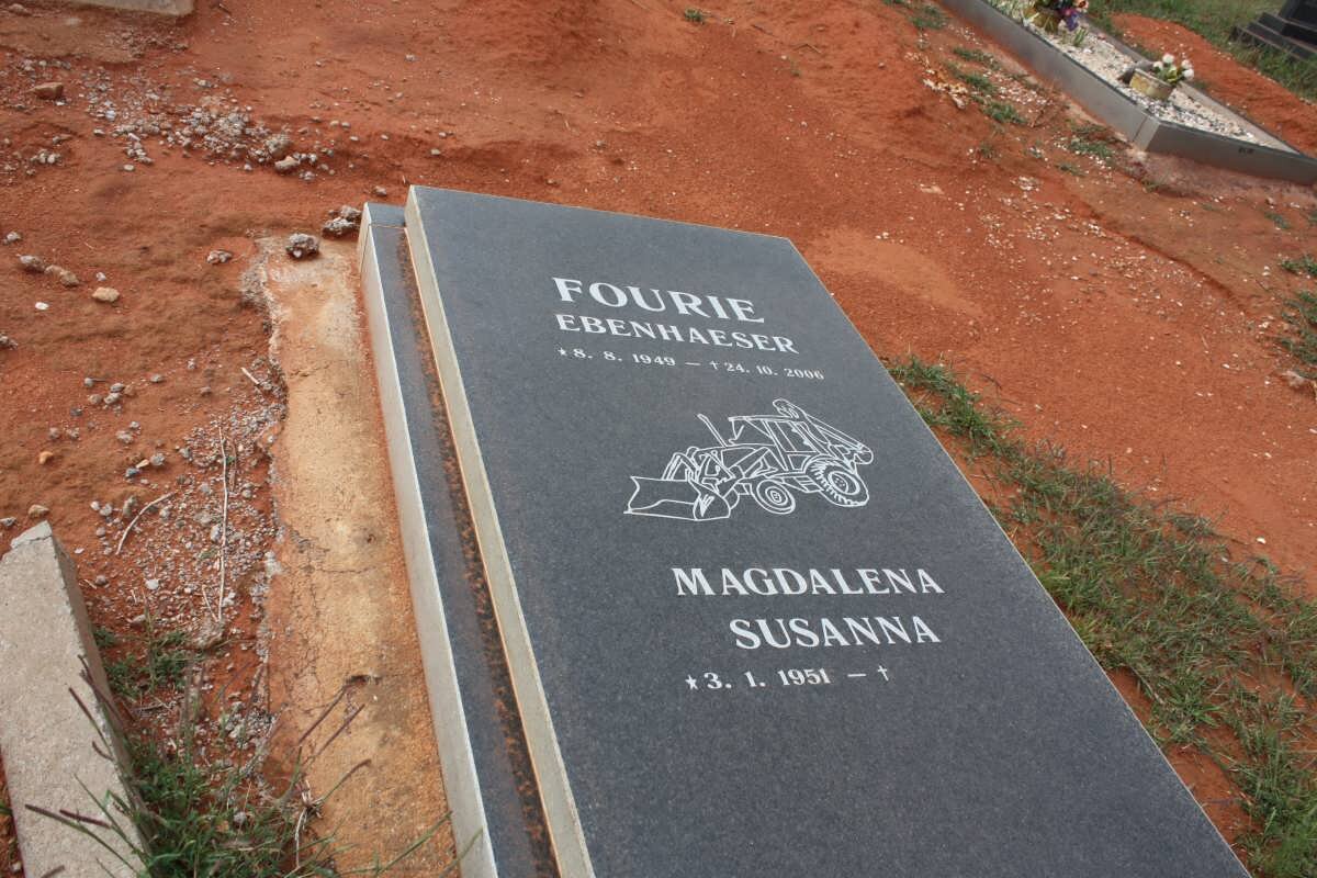 FOURIE Ebenhaeser 1949-2006 &amp; Magdalena Susanna 1951-