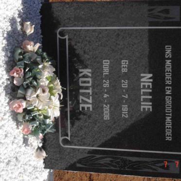 KOTZE Dirk Jacobus 1907-1964 &amp; Nellie 1912-2006