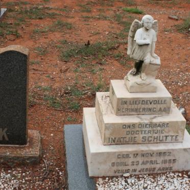 SCHUTTE Inatjie 1952-1955