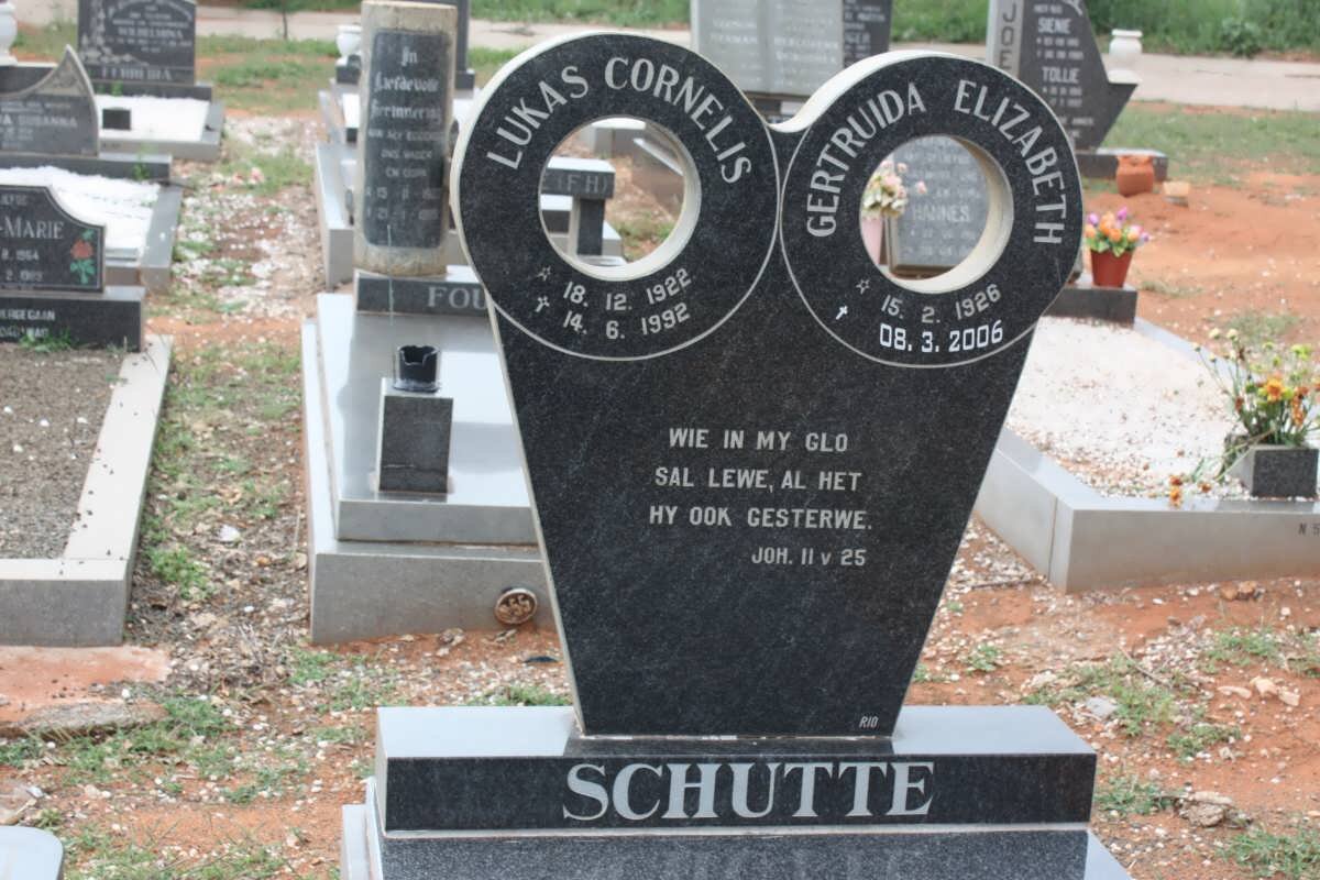 SCHUTTE Lukas Cornelis 1922-1992 &amp; Gertruida Elizabeth 1926-2006