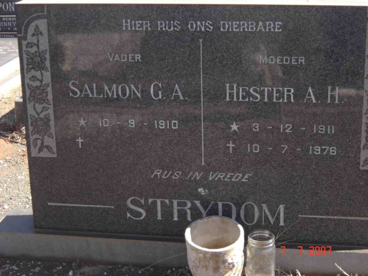 STRYDOM G.A. 1910- &amp; Hester A.H. 1911-1976