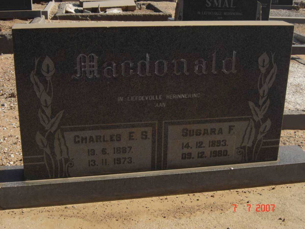 MACDONALD Charles E.S. 1887-1973 &amp; Susara F. 1893-1980