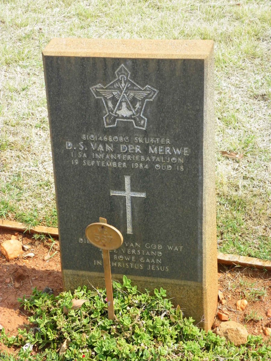 MERWE D.S., van der -1984