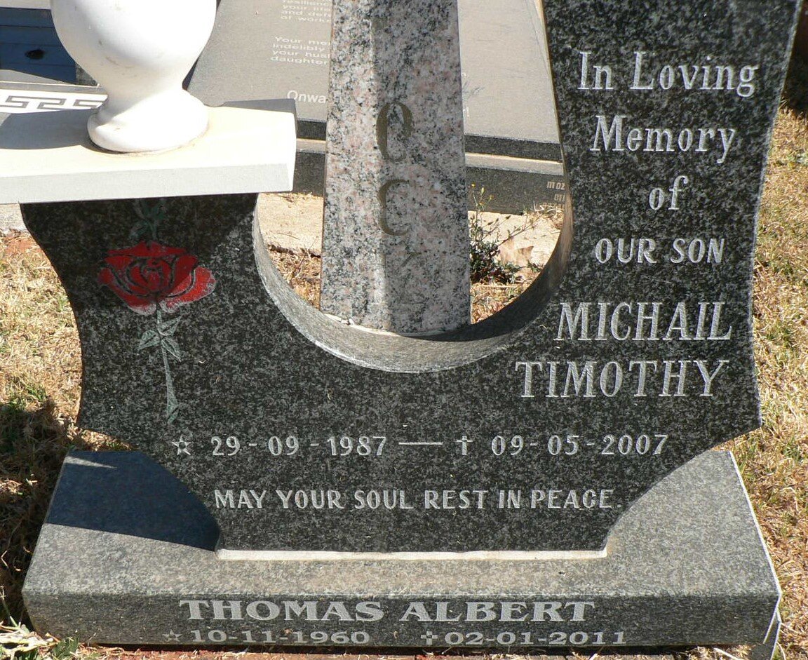 ?LOCK Thomas Albert 1960-2011 :: ?LOCK Michail Timothy 1987-2007