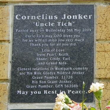 JONKER Cornelius -2004