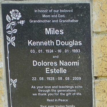 MILES Kenneth Douglas 1924-1993 &amp; Dolores Naomi Estelle 1928-2009